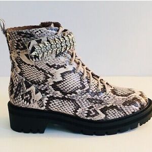 Antonio Melani Daynzie Boot NWT Sz 6.5